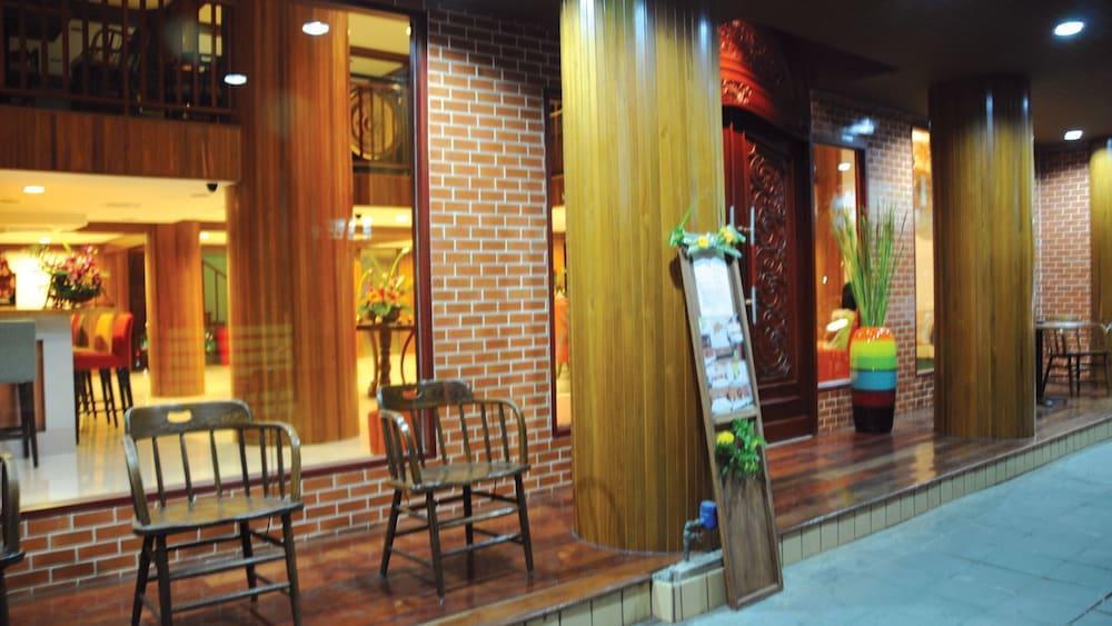 Lullaby Inn Silom Bangkok Luaran gambar